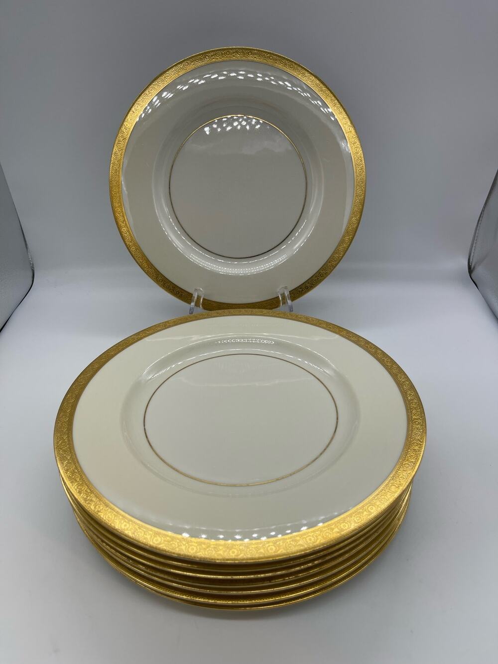 Theodore Haviland Athens Gold Rimmed Dinner Plate New York 10 3/4"